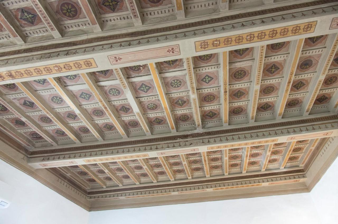 Traviata Appartamento Storico - Palazzo Tolomei Florence Exterior photo